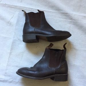 Australian  Chelsea boots